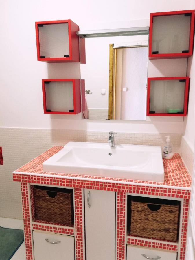 Happy Home Apartman 기에네스디아스 외부 사진